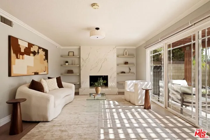 5511 Alcove Avenue, Valley Village, California 91607