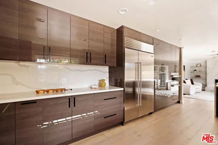 5511 Alcove Avenue, Valley Village, California 91607