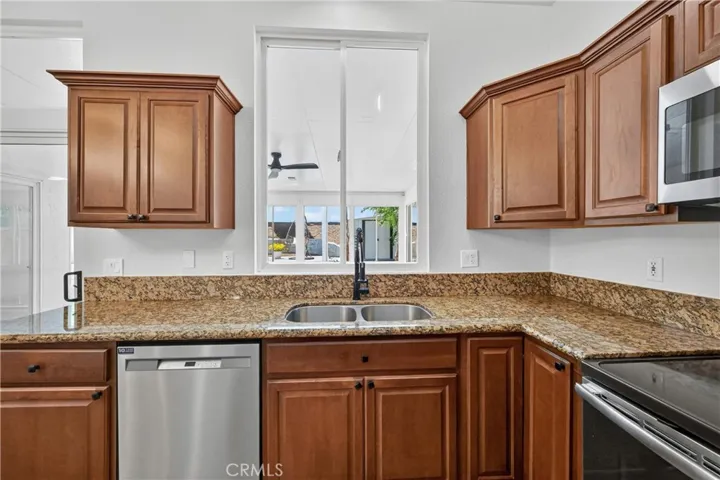 32421 Hupp, Temecula, California 92592