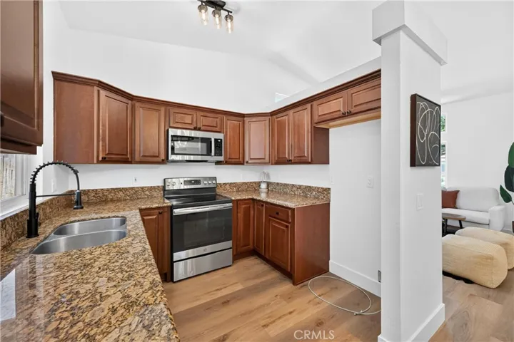 32421 Hupp, Temecula, California 92592