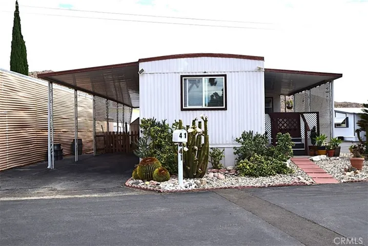 56254 29 Palms Highway 41, Yucca Valley, California 92284