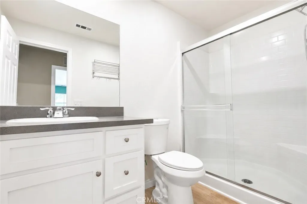 Downstairs Full Bathroom
