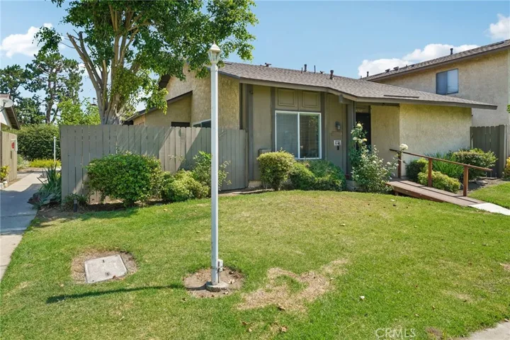4542 Yosemite, Montclair, California 91763