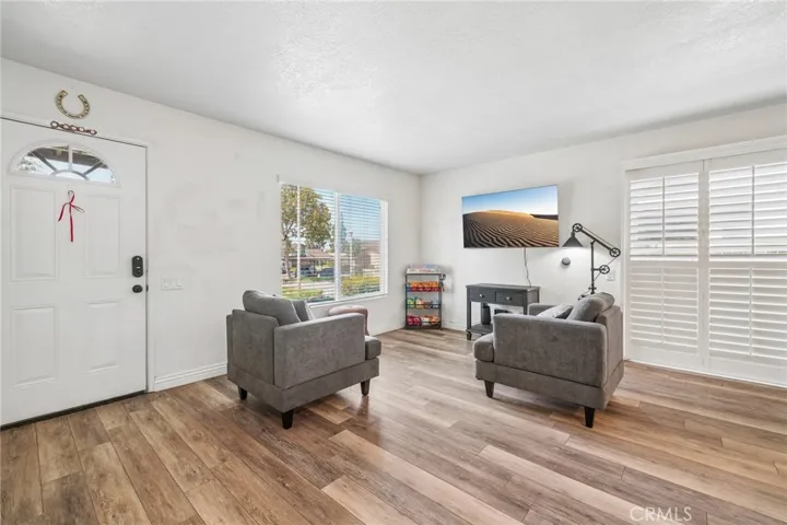 4542 Yosemite, Montclair, California 91763