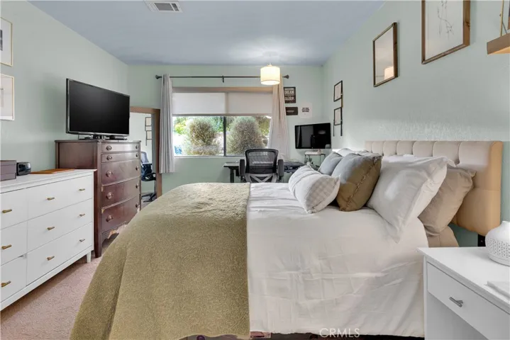 139 Flag, Paso Robles, California 93446