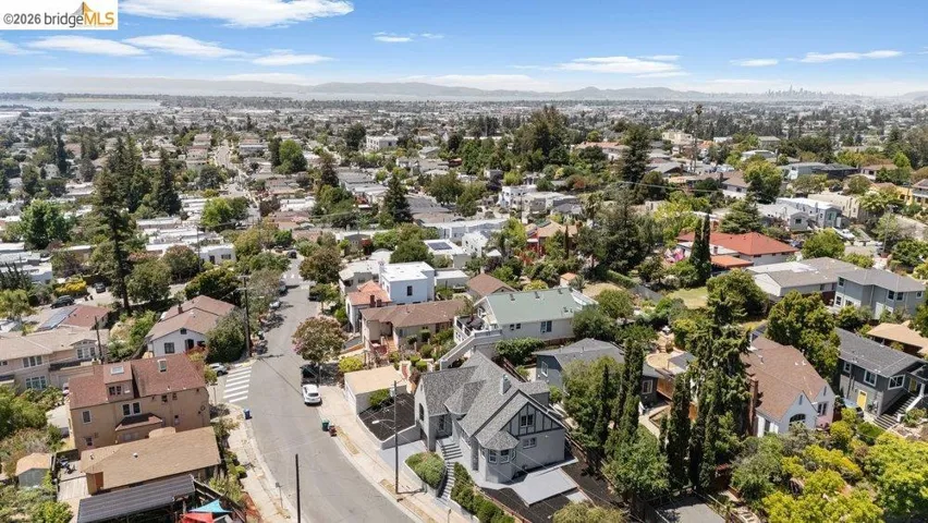 3311 Kingsland Ave, Oakland, California 94619