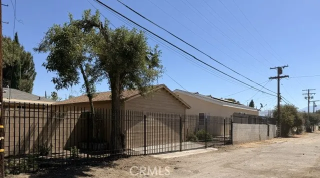 Wrought iron fence on the rear property line