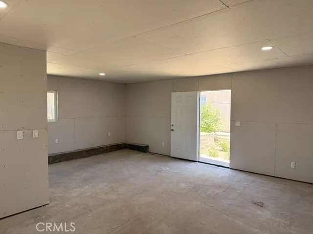 1237 Roxbury, San Bernardino, California 92404