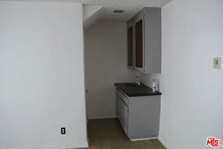 Wet Bar