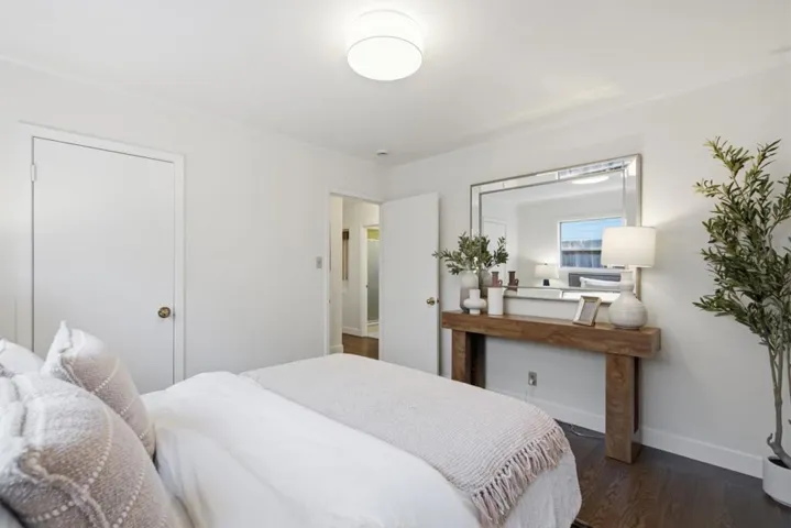 2229 Howard Avenue, San Carlos, California 94070