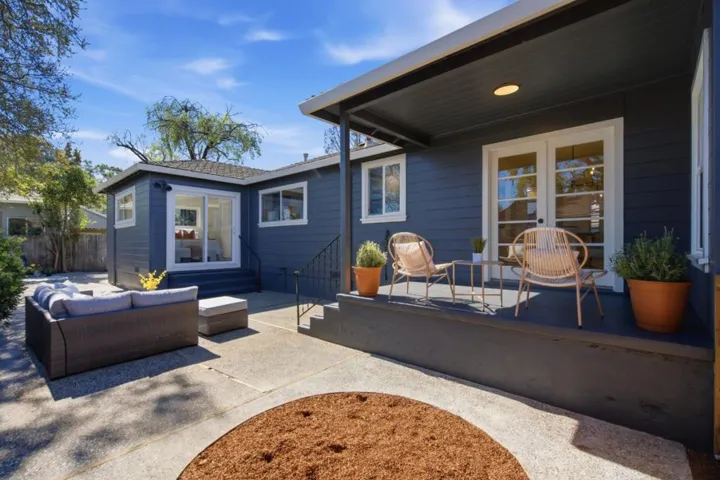 2229 Howard Avenue, San Carlos, California 94070