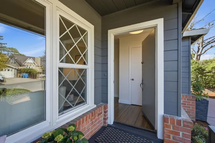 2229 Howard Avenue, San Carlos, California 94070