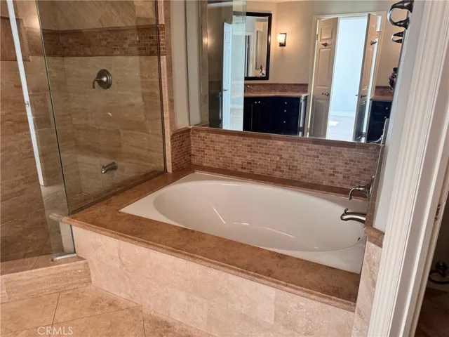 825 Hibiscus Court, Corona Del Mar, California 92625