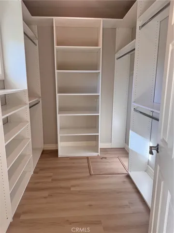 Walk in closet