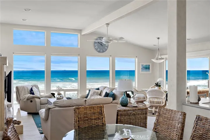 1880 N El Camino Real 16, San Clemente, California 92672