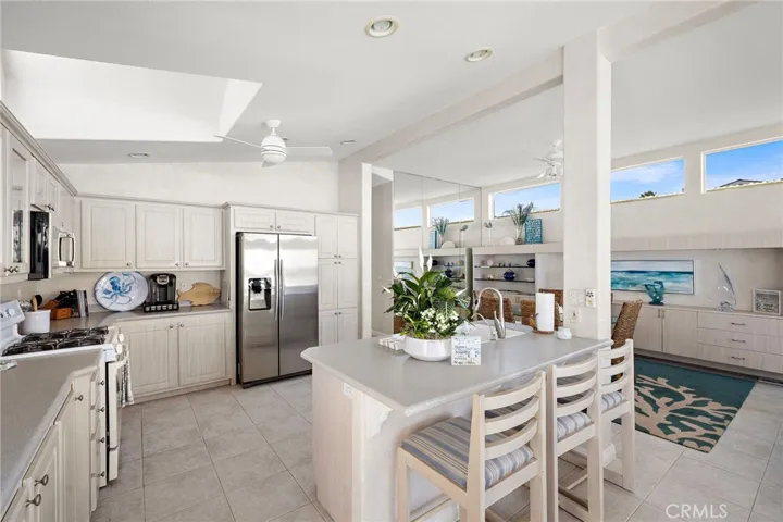 1880 N El Camino Real 16, San Clemente, California 92672