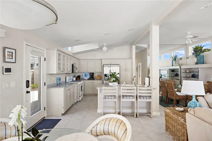 1880 N El Camino Real 16, San Clemente, California 92672