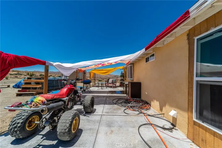 25333 Valley View, Apple Valley, California 92308