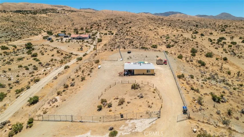25333 Valley View, Apple Valley, California 92308