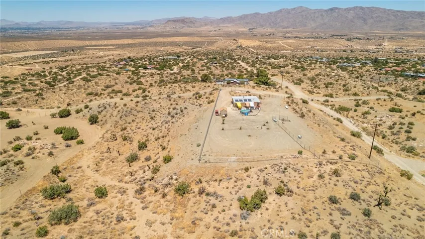 25333 Valley View, Apple Valley, California 92308