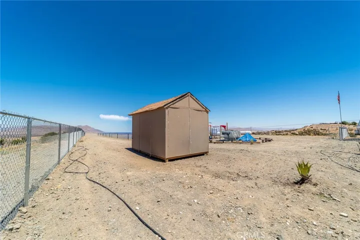25333 Valley View, Apple Valley, California 92308