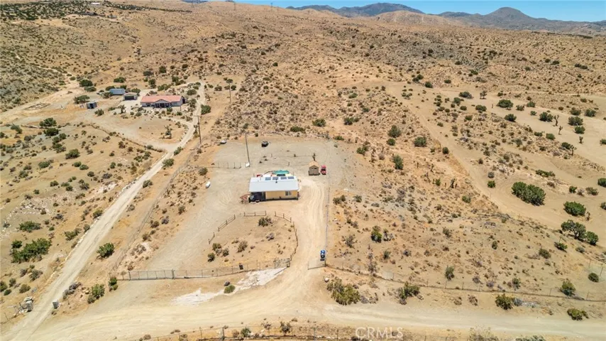 25333 Valley View, Apple Valley, California 92308