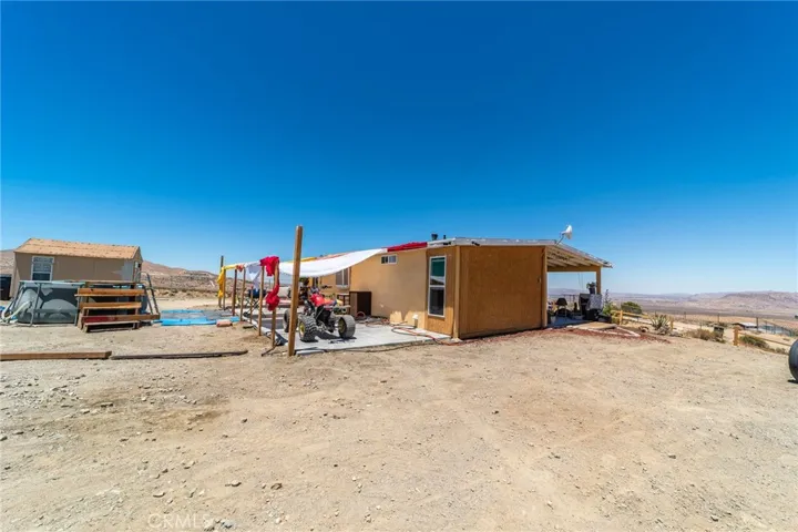 25333 Valley View, Apple Valley, California 92308