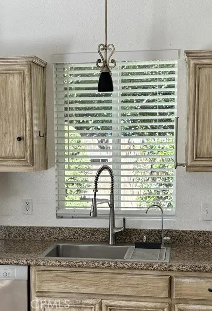 New blinds above sink