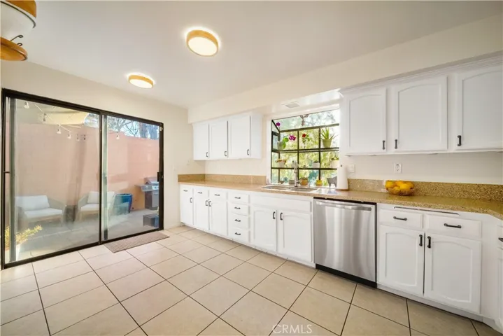 708 Fremont Villas 1, Los Angeles, California 90042