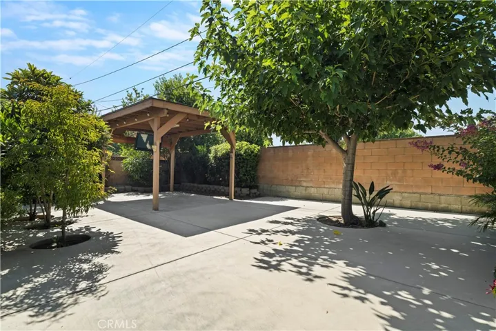 19012 Drycliff, Canyon Country, California 91351