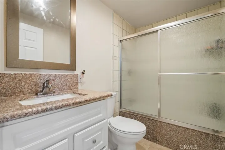 19012 Drycliff, Canyon Country, California 91351