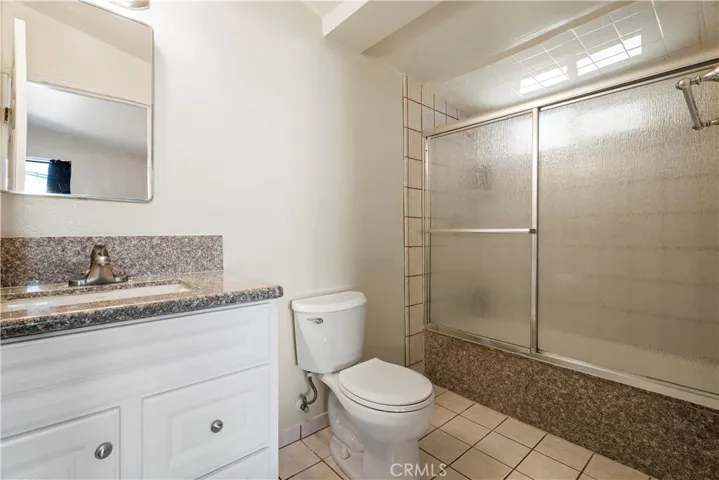 19012 Drycliff, Canyon Country, California 91351