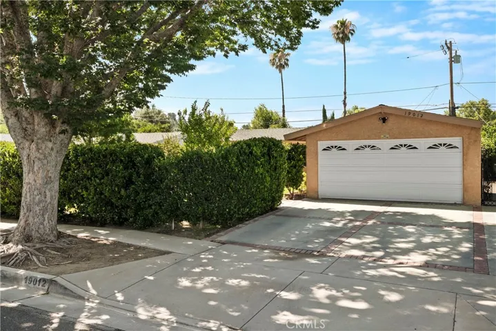 19012 Drycliff, Canyon Country, California 91351