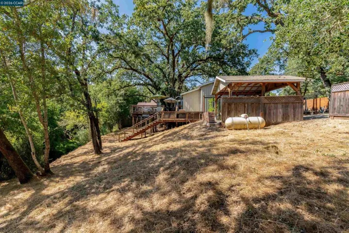 2531 Warm Springs Rd, Glen Ellen, California 95442