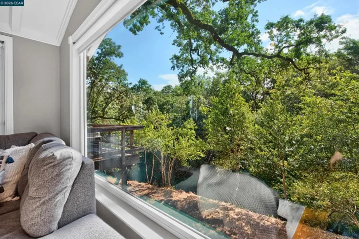 2531 Warm Springs Rd, Glen Ellen, California 95442