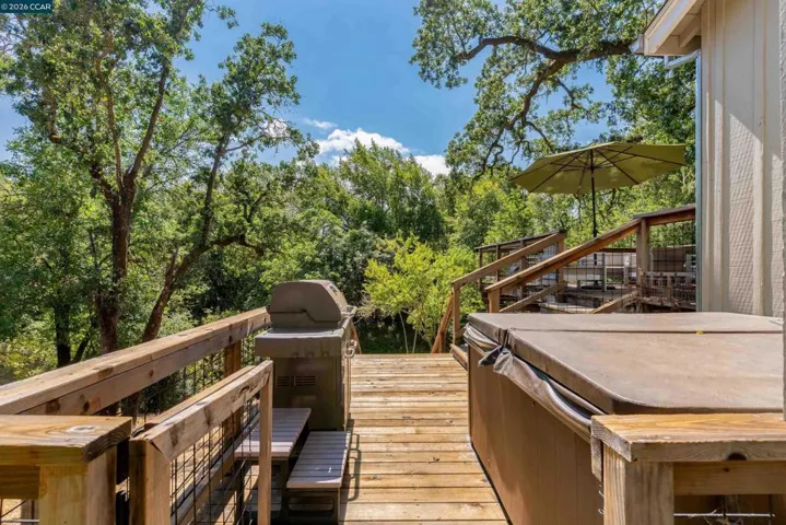 2531 Warm Springs Rd, Glen Ellen, California 95442
