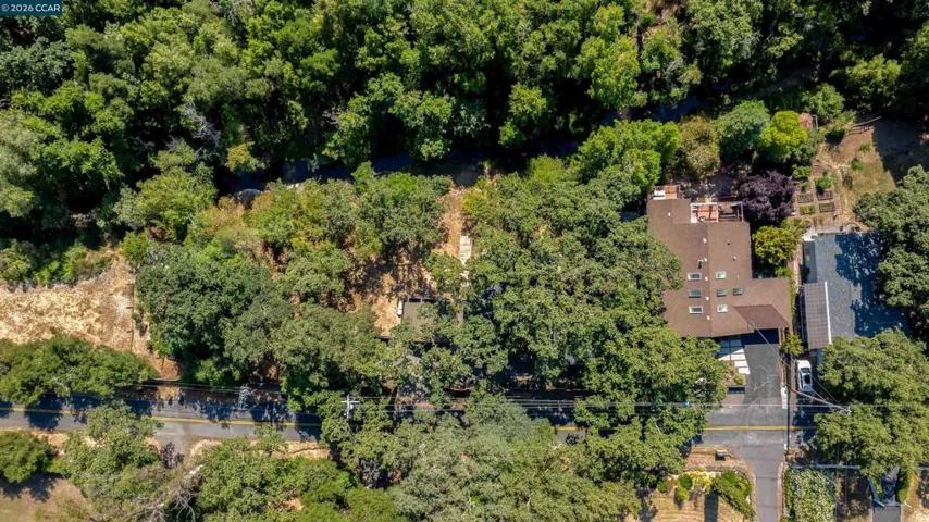 2531 Warm Springs Rd, Glen Ellen, California 95442