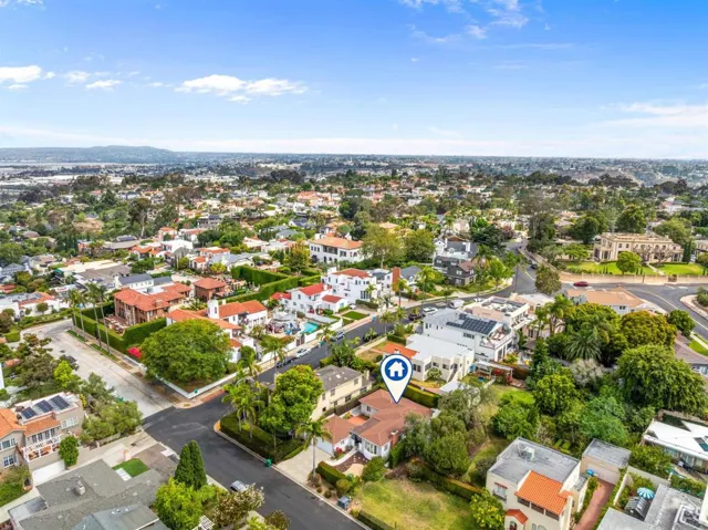 2136 Guy, San Diego, California 92103
