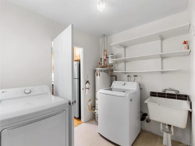 2136 Guy, San Diego, California 92103
