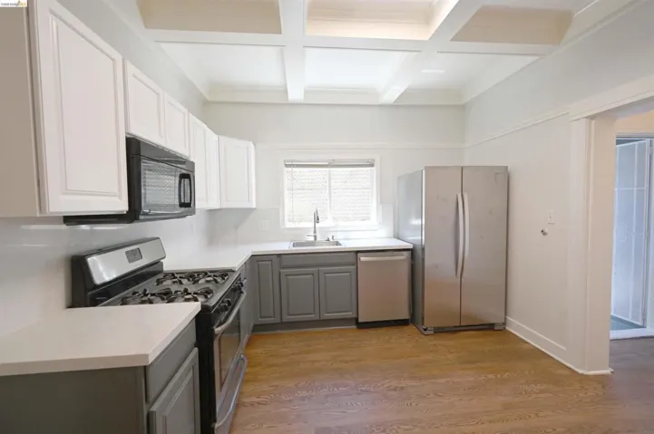 685 37th Street, Oakland, California 94609