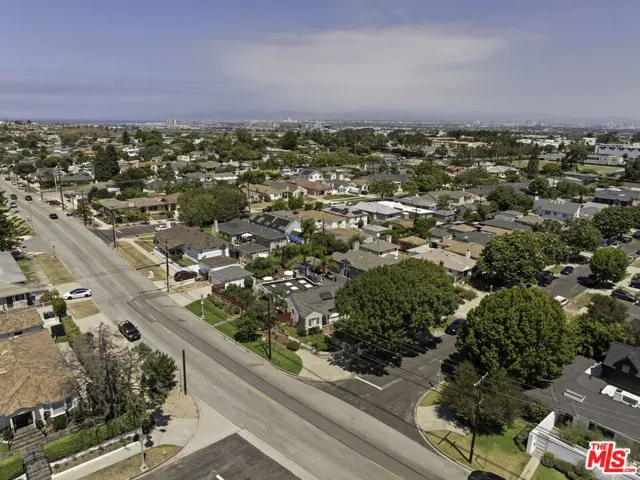 8137 Regis Way, Los Angeles, California 90045