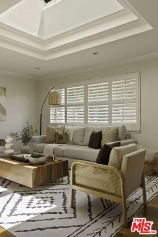 8137 Regis Way, Los Angeles, California 90045