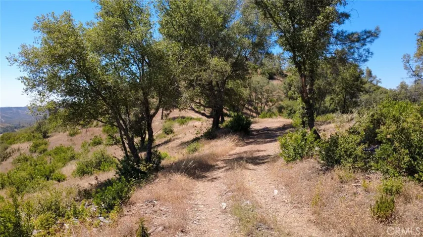 Nice access road.