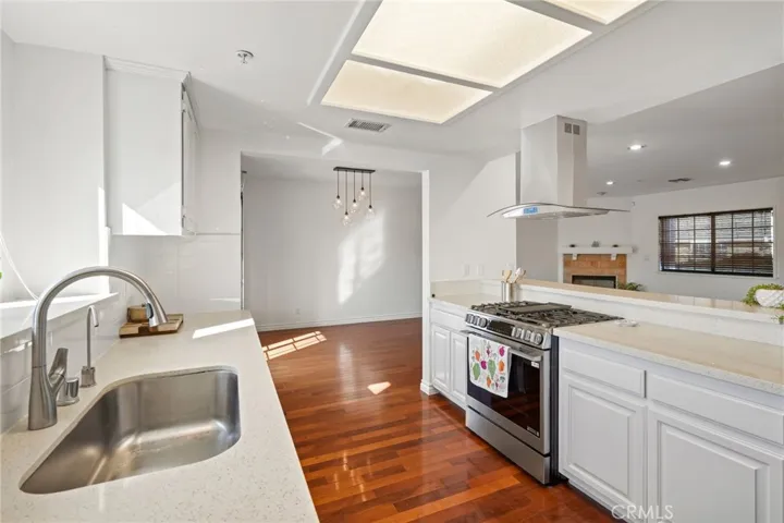 2615 Hermosa Avenue, Montrose, California 91020