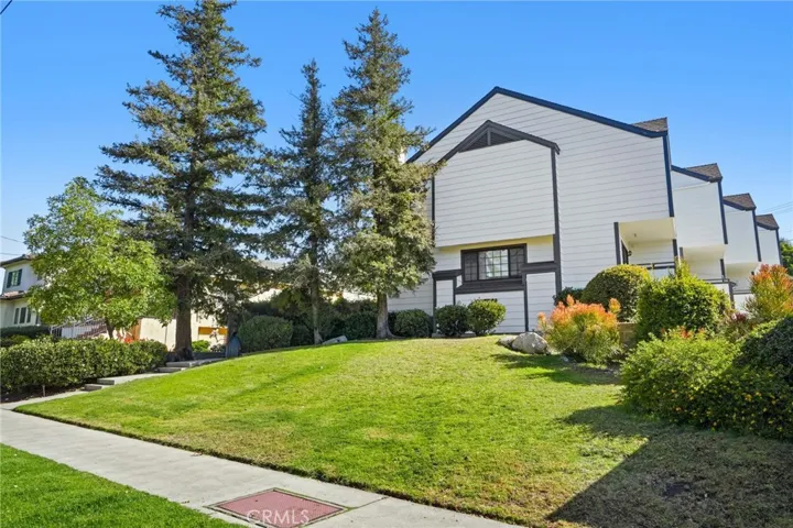 2615 Hermosa Avenue, Montrose, California 91020
