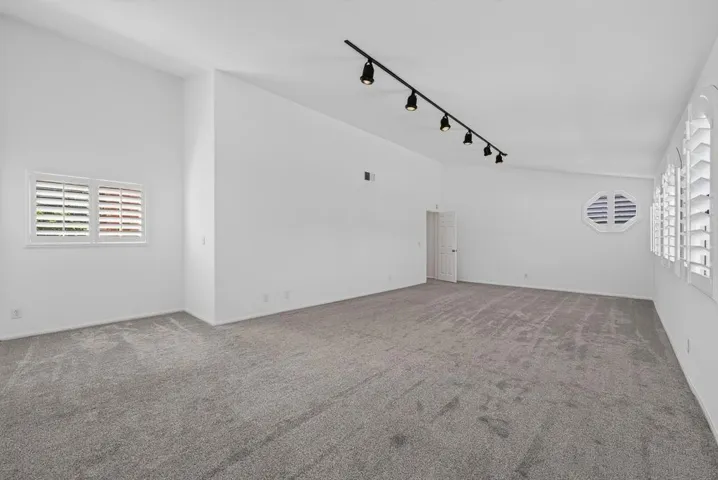 13887 Carriage Rd, Poway, California 92064