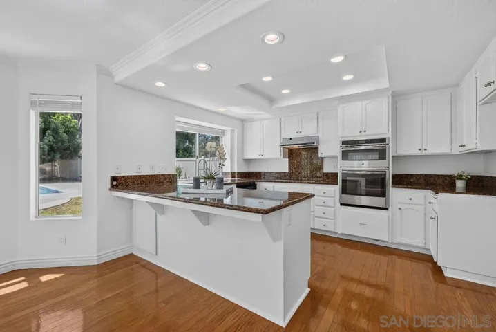 13887 Carriage Rd, Poway, California 92064