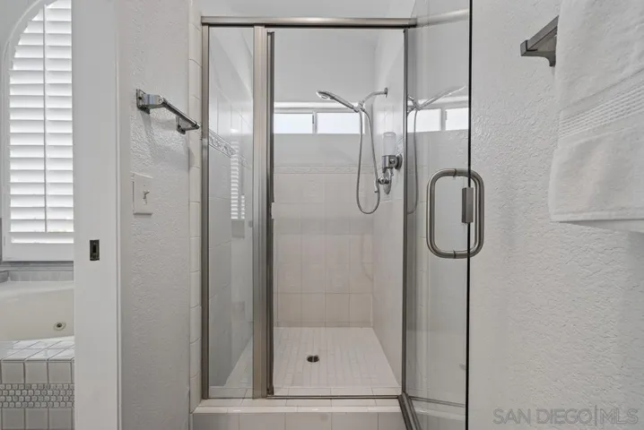 13887 Carriage Rd, Poway, California 92064