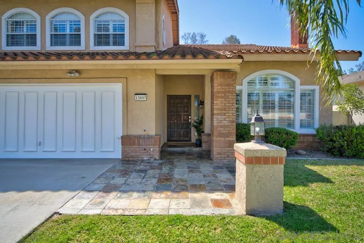13887 Carriage Rd, Poway, California 92064