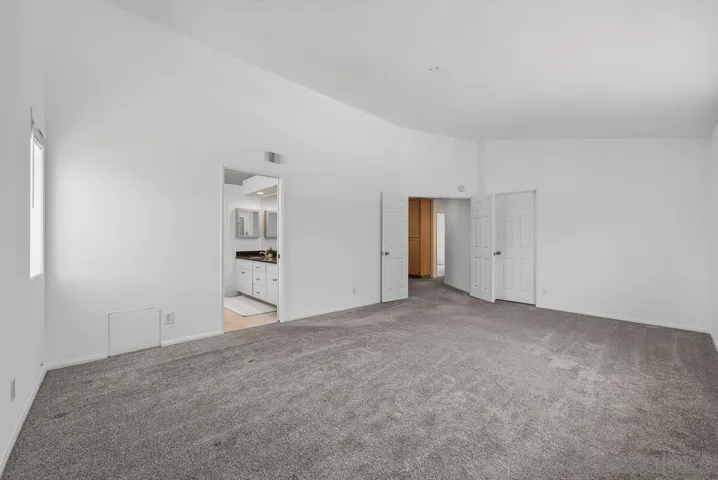 13887 Carriage Rd, Poway, California 92064